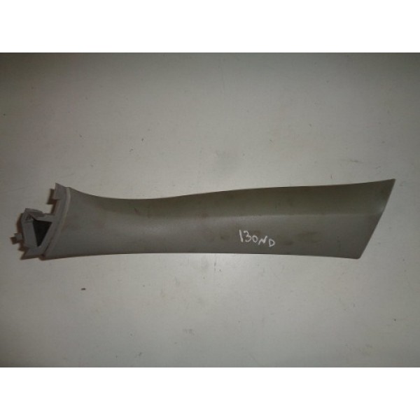 Acabamento Direito Vidro Tampa Tras Mercedes Ml320 350 2009