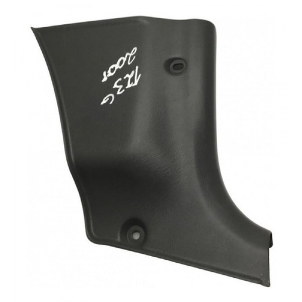 Acabamento Inferior Coluna Diant Dir Tracker Vitara 00-08