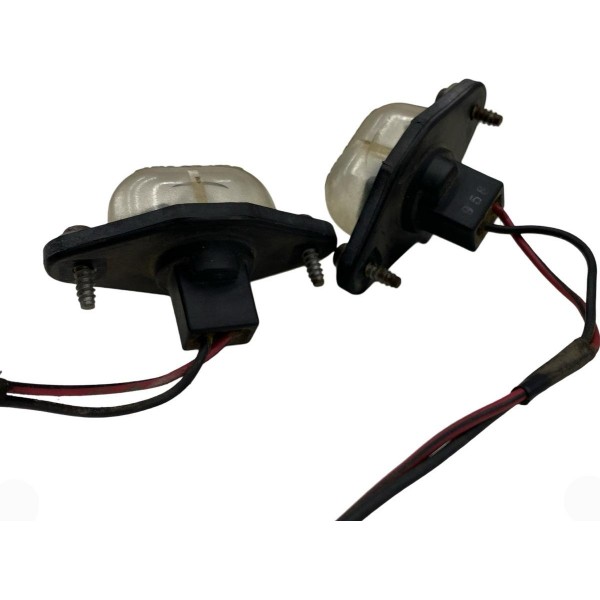 Luz Iluminação De Placa Nissan Pathfinder 2000 A 2004