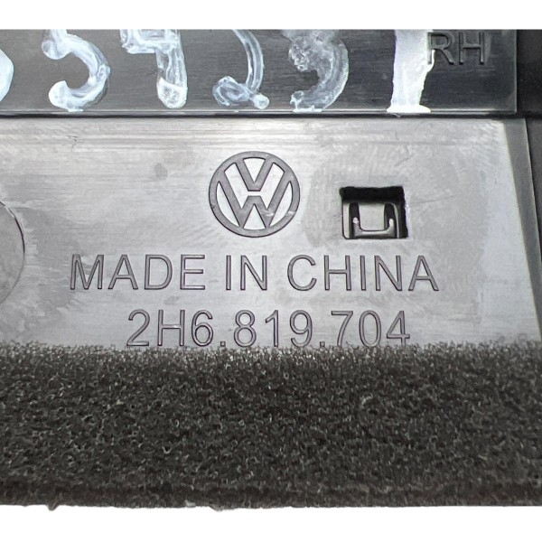 Difusor De Ar Lado Direito Volkswagen Amarok 2017 A 2020