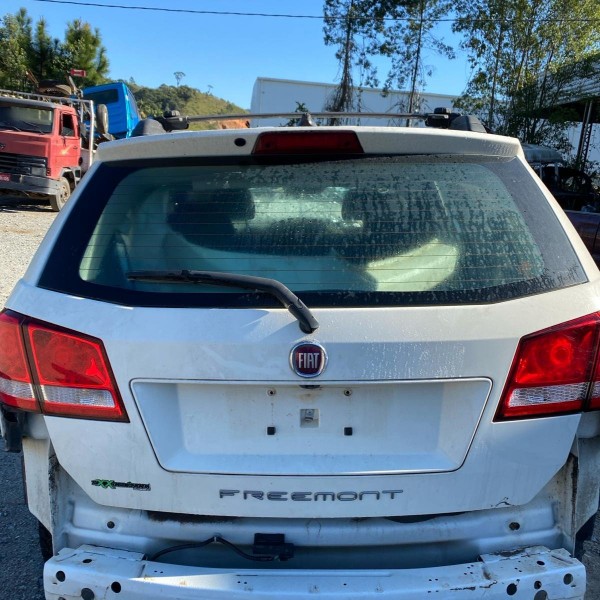 Tampa Traseira Fiat Freemont Journey 2008 2009 2010 A 2018