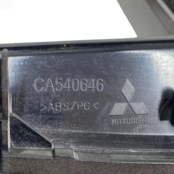 Acabamento Moldura Rádio Painel Pajero Tr4 2010 A 2015