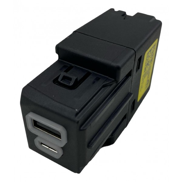 Tomada Entrada Usb Auxiliar Jeep Compass Renegade Toro Pulse