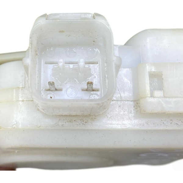 Atuador Trava Tampa Traseira Pajero Tr4 2003 A 2015 Mr335711