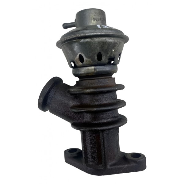 Válvula Egr Chevrolet Tracker Motor Peugeot 2.0 2002 A 2004