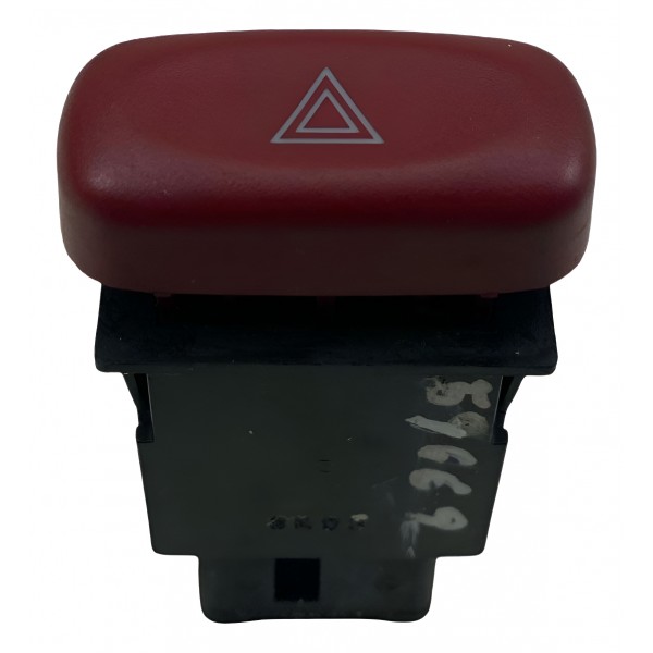 Comando Botão Pisca Alerta Chevrolet Tracker 2002 A 2009