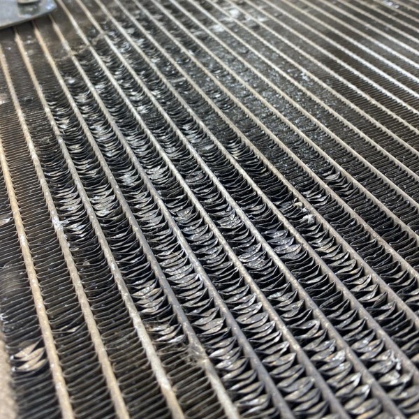 Condensador Chevrolet Tracker Suzuki Vitara 2.0 2000 A 2008