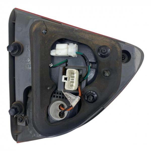 Lanterna Tampa Traseira Direita Hyundai Veracruz 2007 A 2013 Direito/passageiro