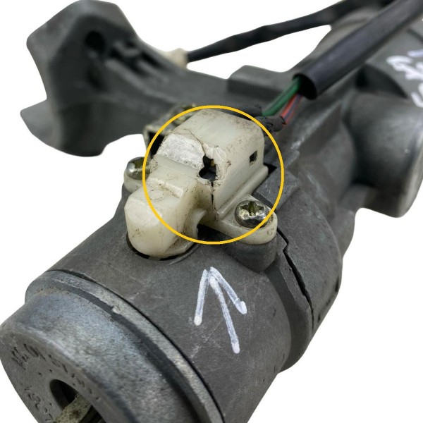 Estojo Ignição Com Chave Sem Carcaça Kia Sportage 06 A 2009