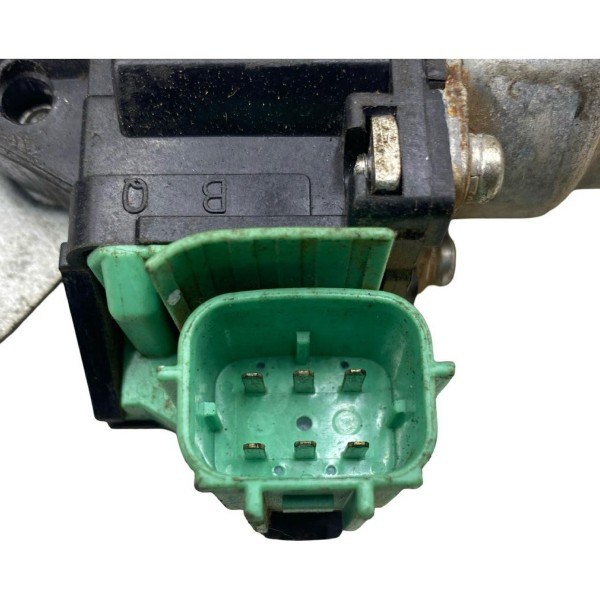 Máquina Vidro Dianteira Esquerda Nissan Frontier 2017 A 2020