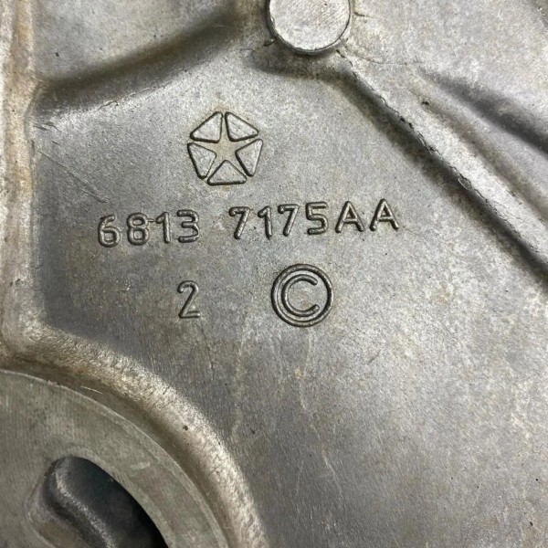 Tampa Frontal Motor Cherokee Longitude 14 A 19 68137175aa