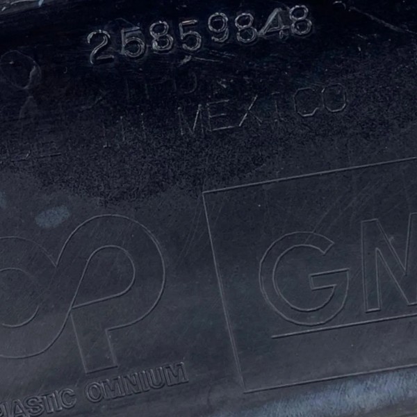 Aplique Paralama Dianteira Direita Captiva 2010 A 2015