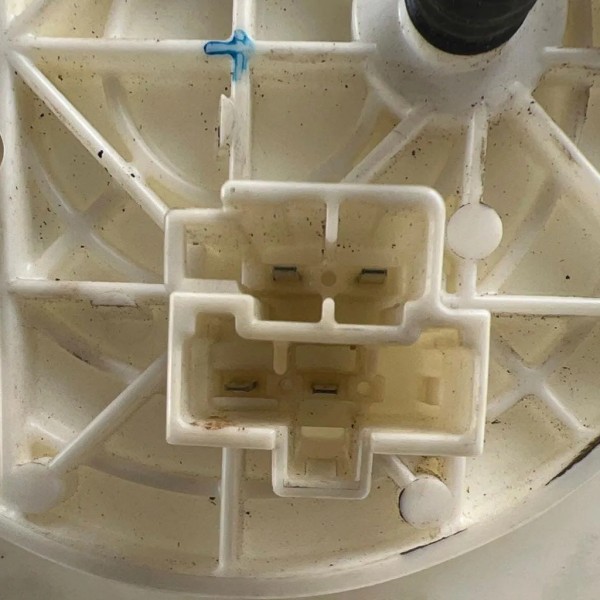 Flange Pescador Combustível Toyota Hilux 3.0 2005 A 2015