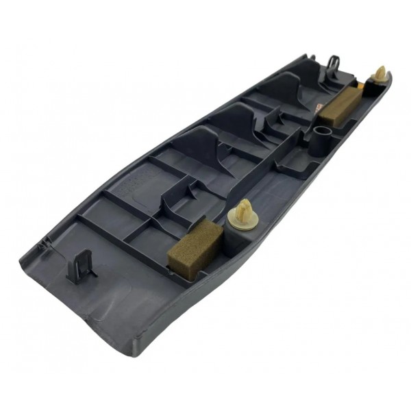 Soleira De Porta Traseira Esquerda Toyota Hilux 2012 A 2015