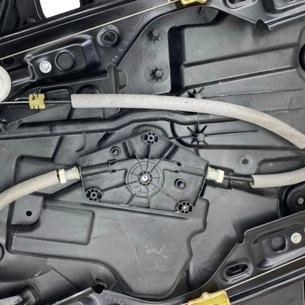 Máquina Vidro Dianteira Direita Fiat Toro Diesel 2016 A 2020