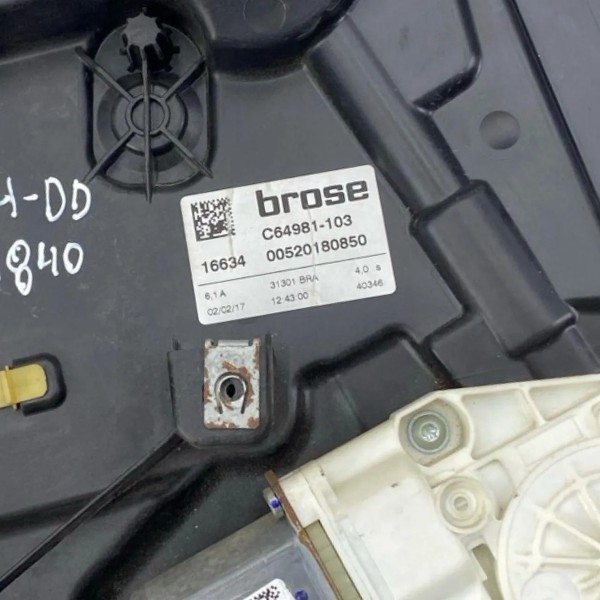 Máquina Vidro Dianteira Direita Fiat Toro Diesel 2016 A 2020